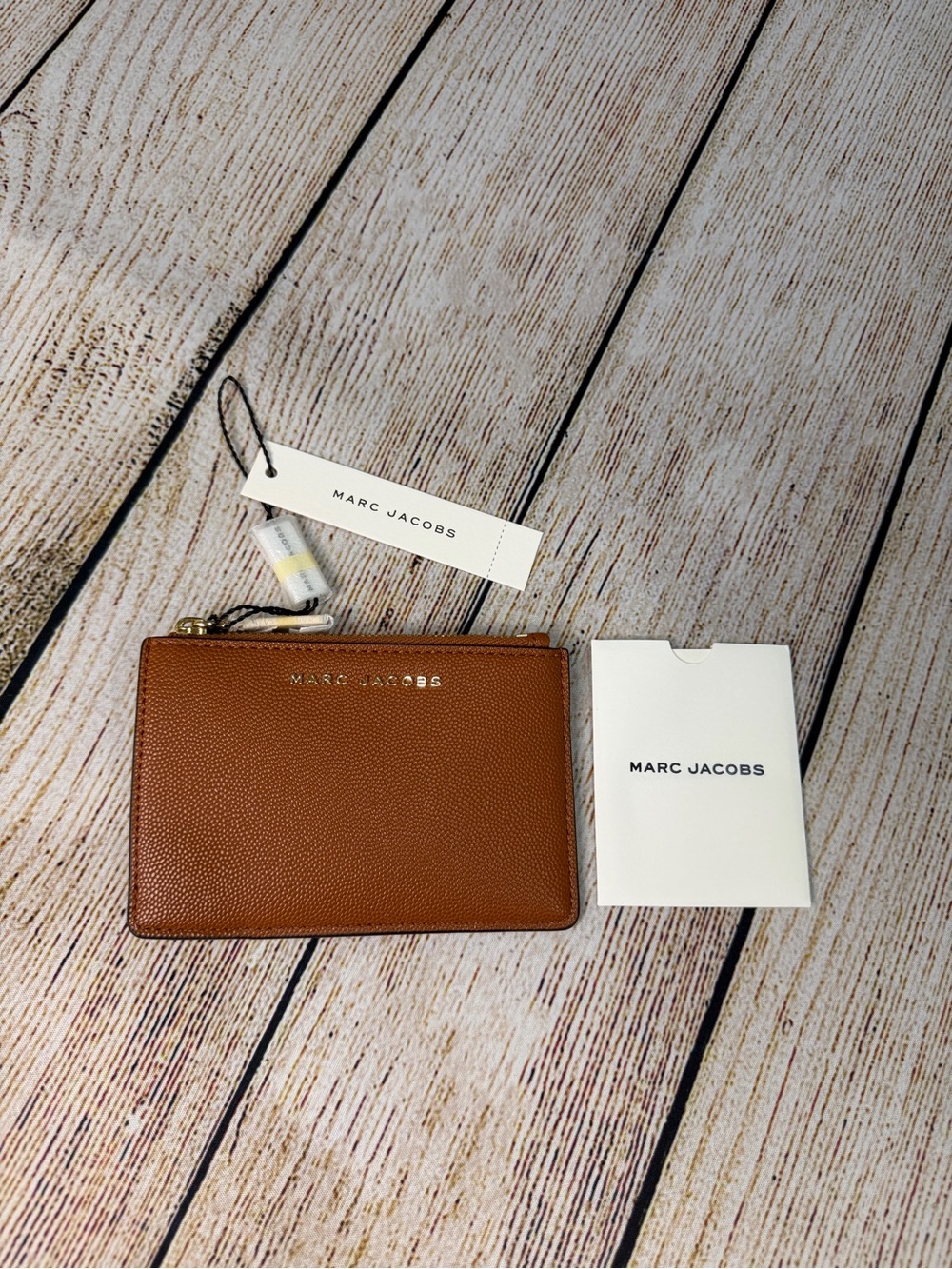 Marc Jacobs Top Zip Wallet Card Case Key Ring Smoked Almond Tan NWT